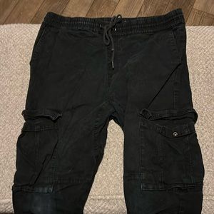 Black Men’s joggers lightly worn